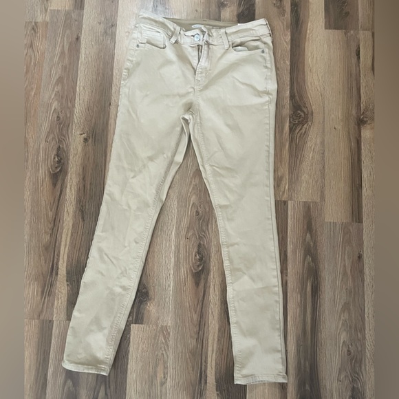 Old Navy Tan Super Skinny Pants - Picture 2 of 3